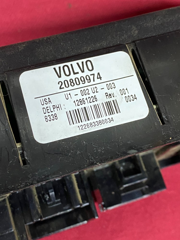 VOLVO TEMPERATURE CONTROL SWITCH, SLEEPER OEM, 20809974 OEM USED