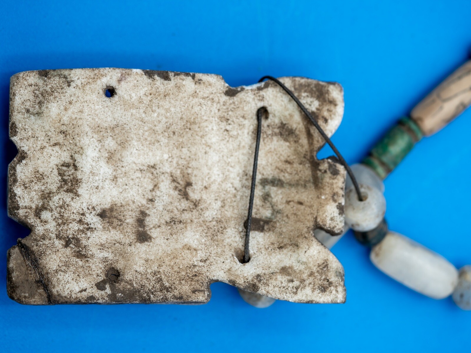 Tula Hidalgo Pre Columbian Toltec Alien Stone Carving Pendant Ojuelos