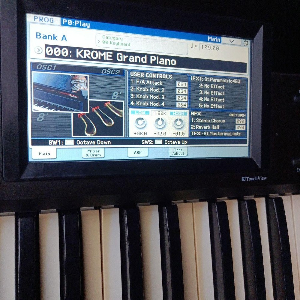 KORG KROME 61 Keys Synthesizer Used