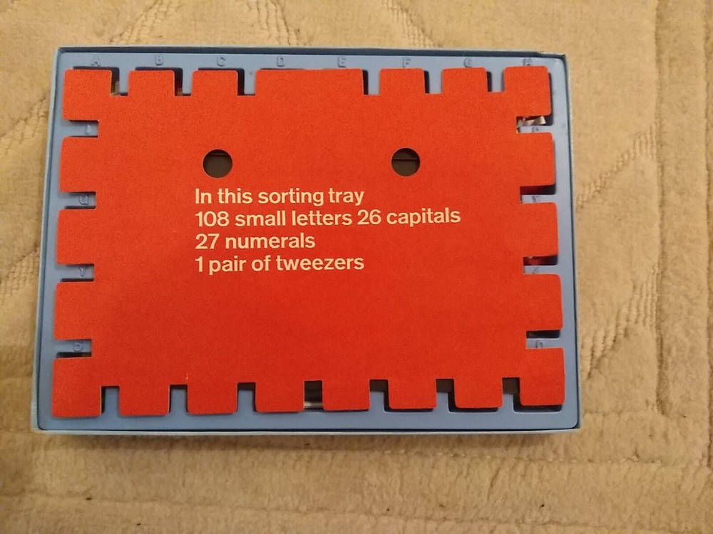 Pippin Lock-a-Letter Game