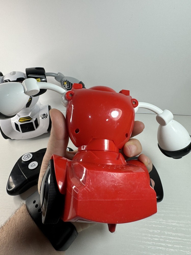 Sharper Image Remote Control Robot Set Multiplayer RC Red And White Tested