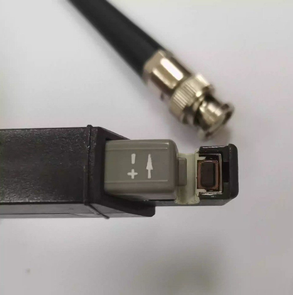 Tektronix P6021 oscilloscope AC current probe only probe front current clamp//