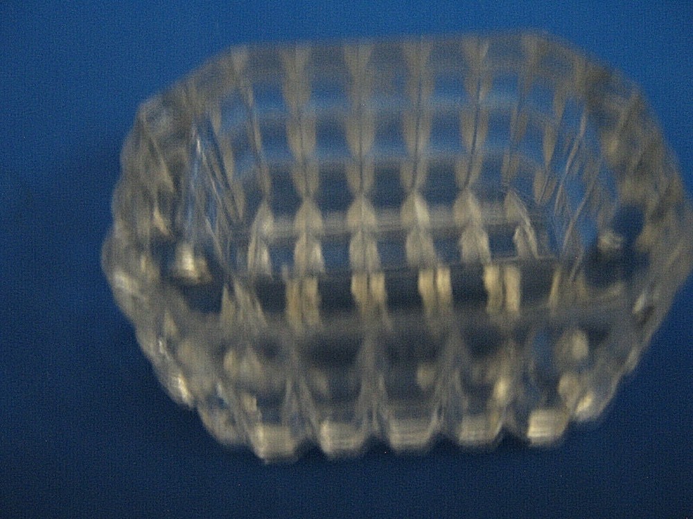 RECTANGULAR CLEAR GLASS OPEN SALT CELLAR w/BLOCK PATTERN on ALL SIDES & BOTTOM