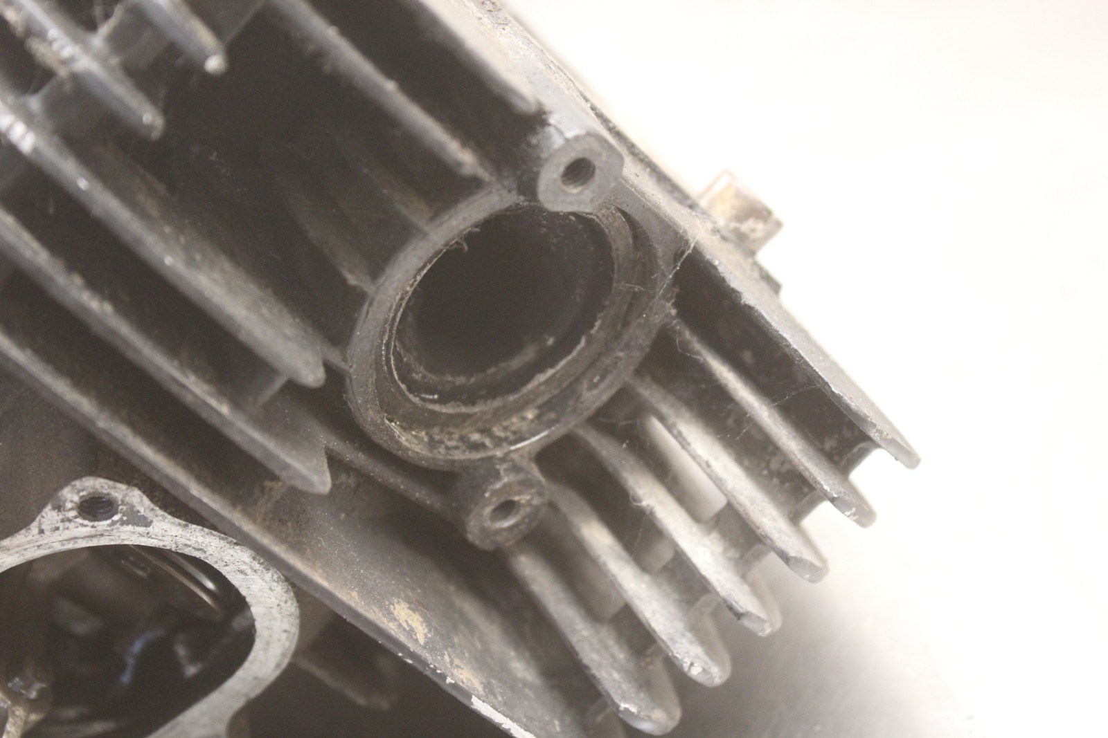 Yamaha XT250 ENGINE MOTOR CYLINDER HEAD XT250