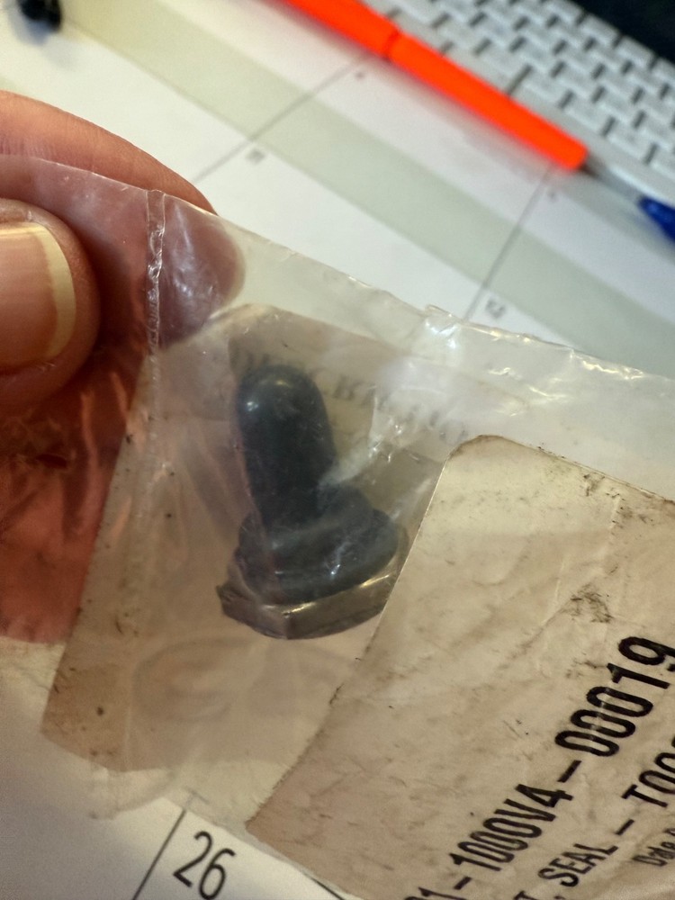 Baxter Oven Toggle Switch Boot 01-1000V4-00019