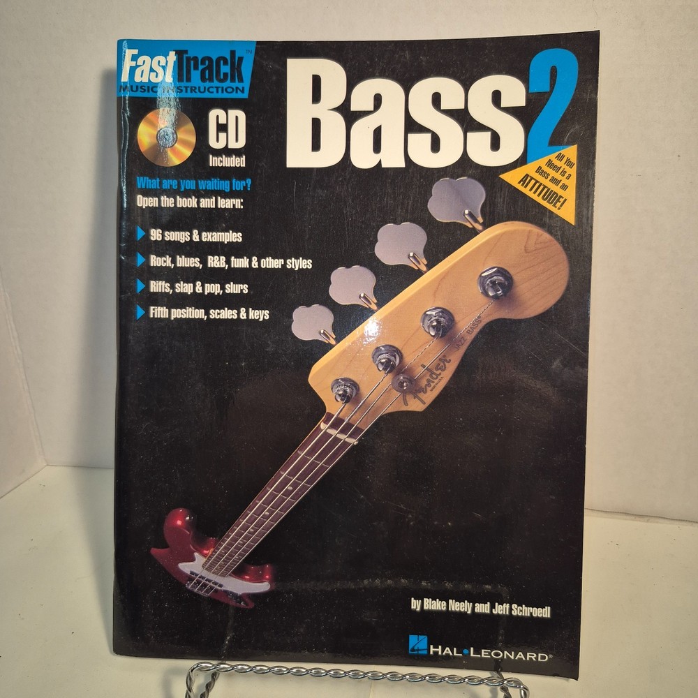 Hal Leonard FastTrack Bass Method Book 2 plus CD