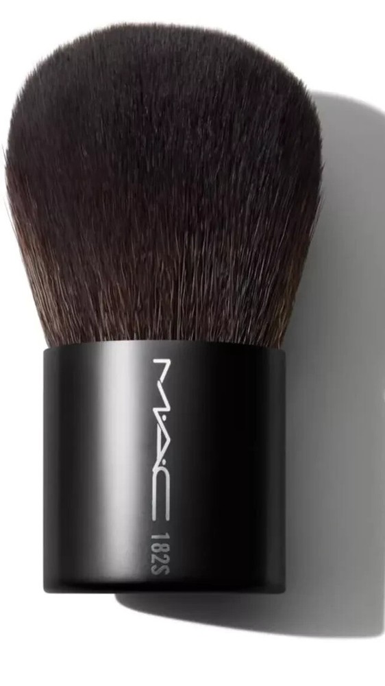MAC 182S Buffer Brush 100% authentic MSRP$58