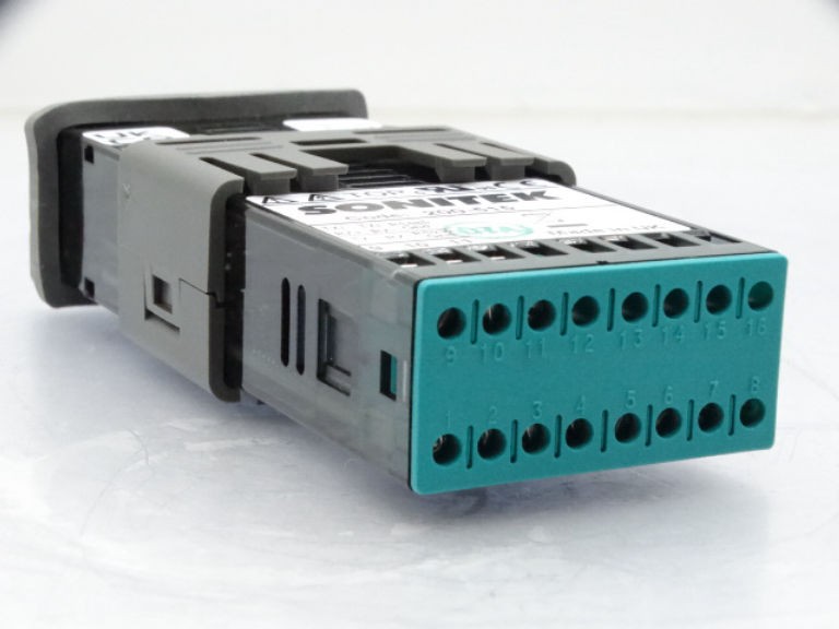 SONITEK 200-515 Temperature Controller in Box (9700782 - New in Box)