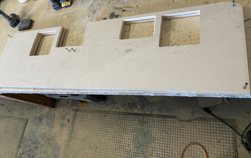 2014-2018 Dodge Ram Crew Cab Amp Rack