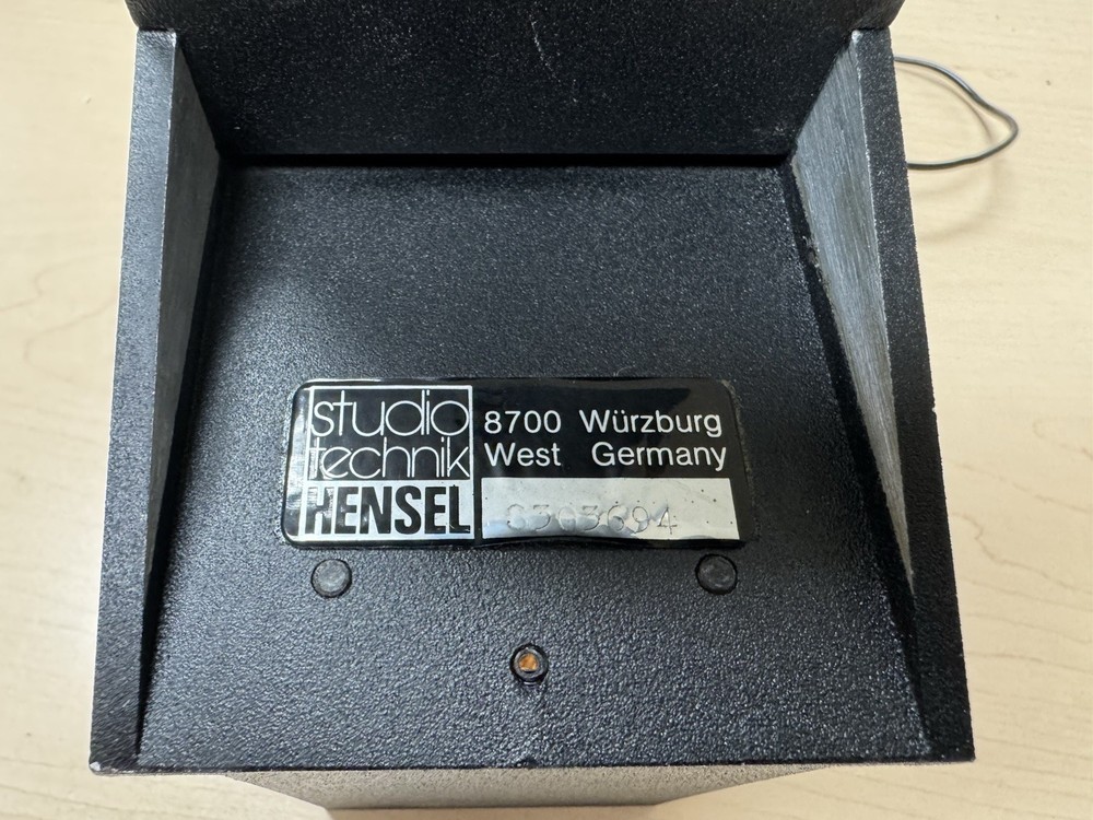 Hensel Studio Technik ~ Vario Compact 2 Front Projection System ~ West Germany