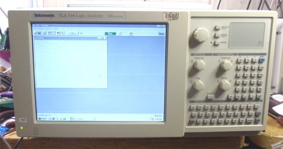 TEKTRONIX TLA714 LOGIC ANALYZER WINDOWS main frame