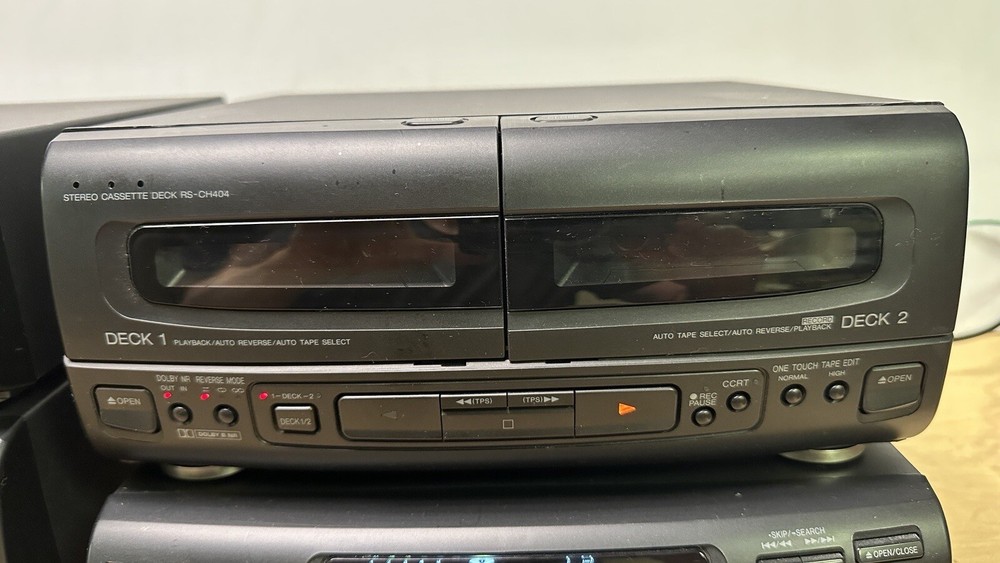 Technics SE-CH505 Component System Tuner Amp CD Changer Works with issues READ