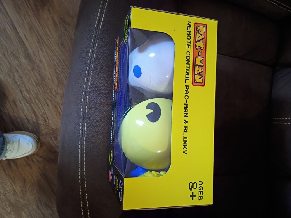 pac man remote control ( battery operated ) and with a: remote control