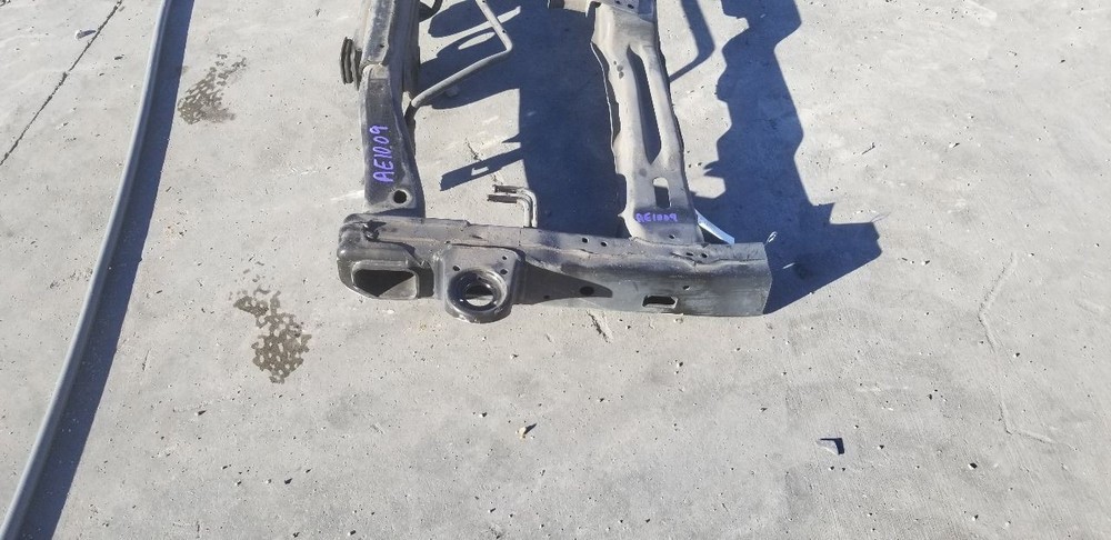 16 TOYOTA SEQUOIA REAR FRAME SECTION CUT