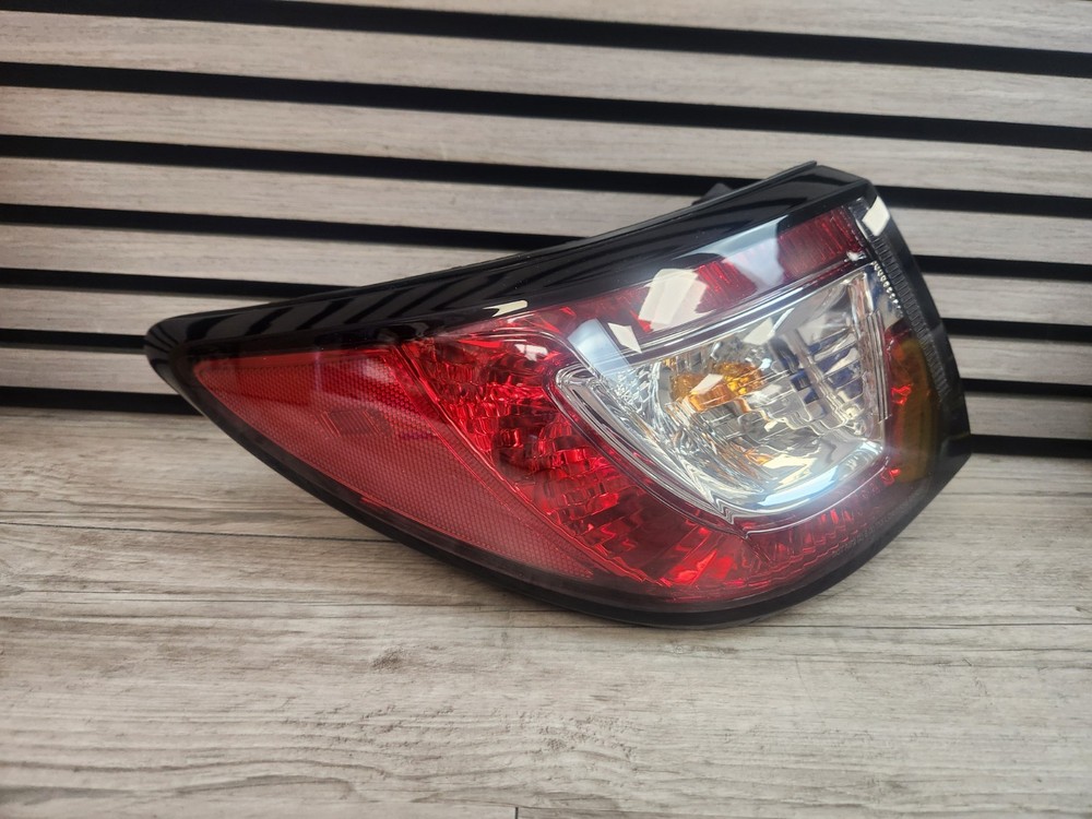 Tail Light Assembly Compatible With 2013-2017 Chevy Traverse Left Driver Side...