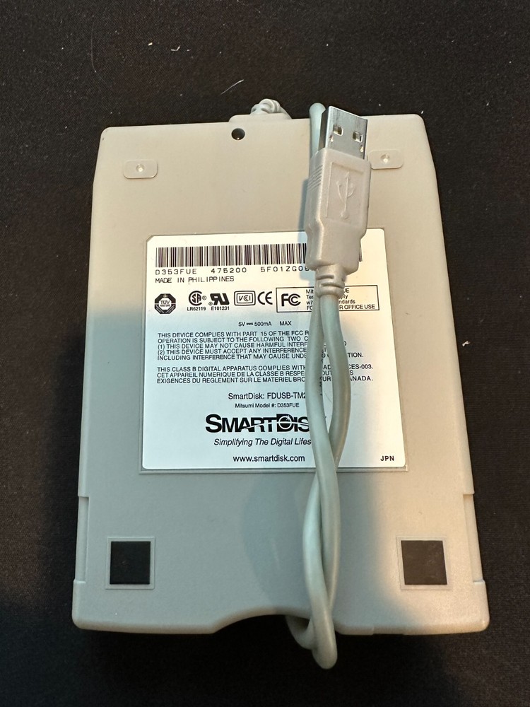 SmartDisk External Floppy Drive FDUSB-TM2 Mitsumi Model # D353FUE
