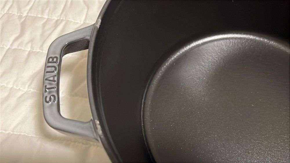 Staub Cast Iron, 5 qt, Round, dutch oven, 3-pc Stackable Set