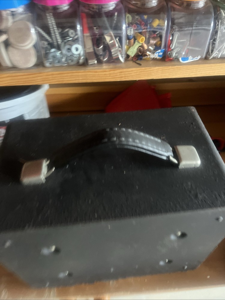 Speedotron 810 Flash Unit. Portable Great Shape