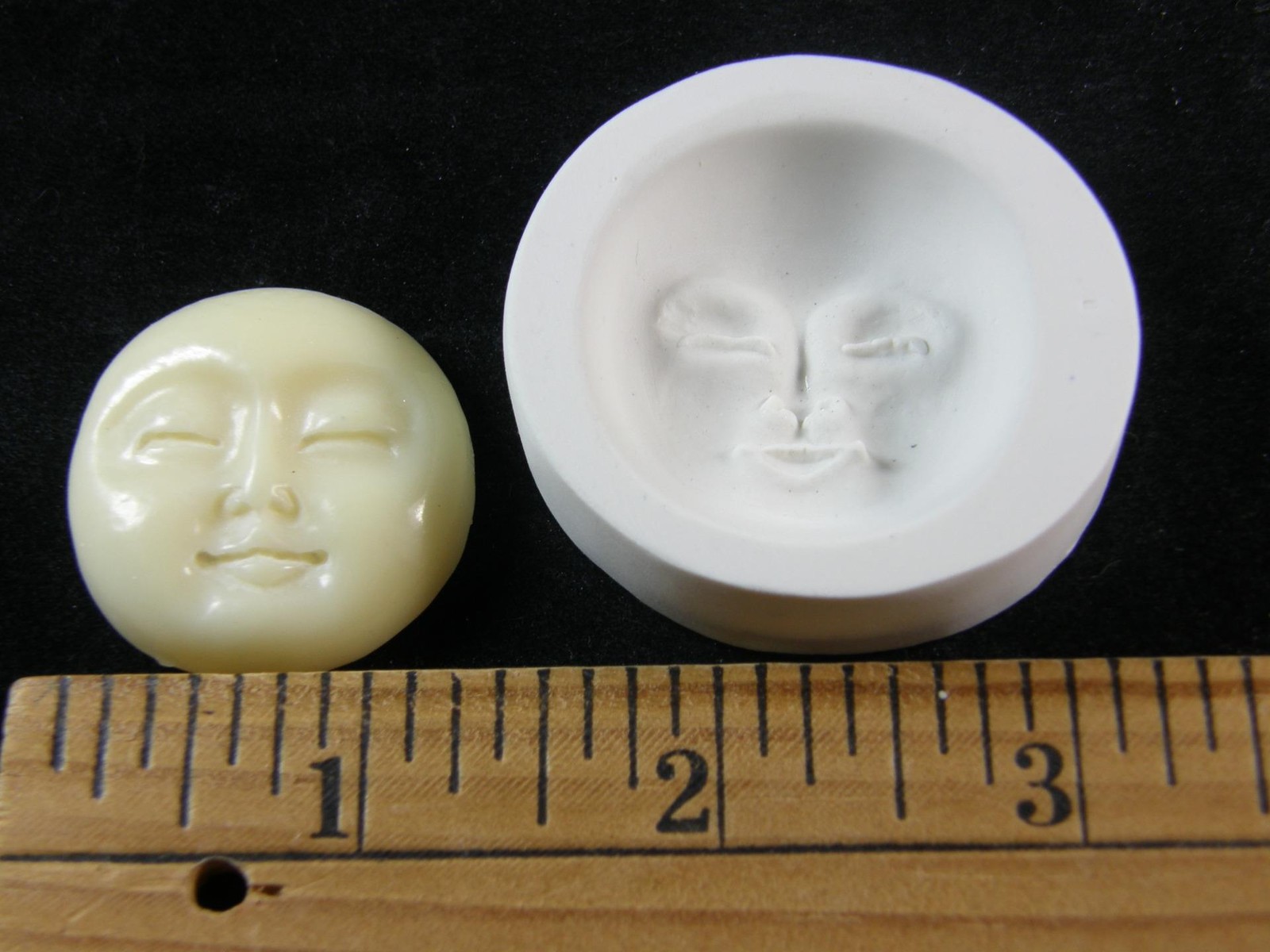 Moon Face Closed Eyes Polymer Clay Mold Beehive Emporium Outlet (#MD1510)