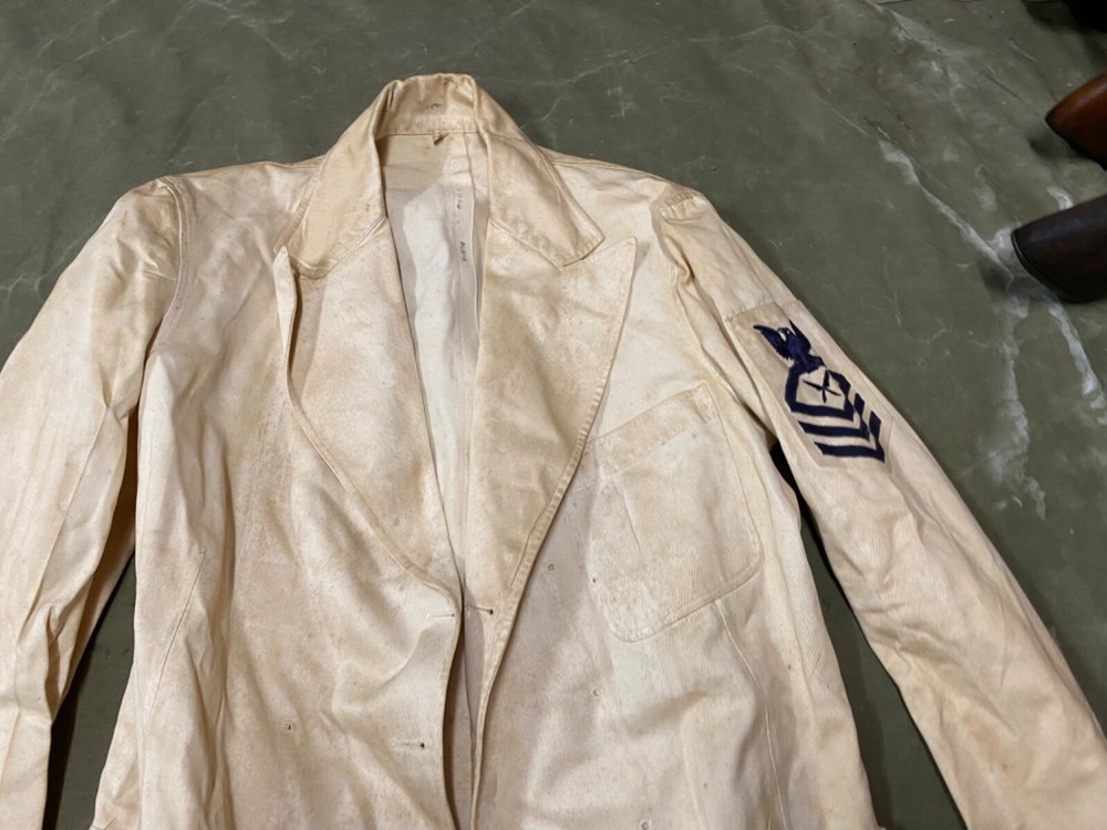ORIGINAL WWII US NAVY CHIEF PETTY OFFICER CPO DRESS "WHITES" JACKET-MEDIUM 4OR