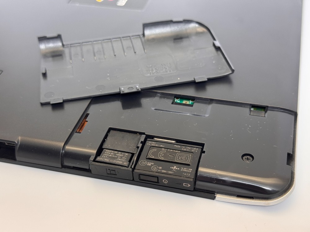 Wacom Intuos Pro Special Edition Medium with Pen (Multi-Touch NOT WORKING)