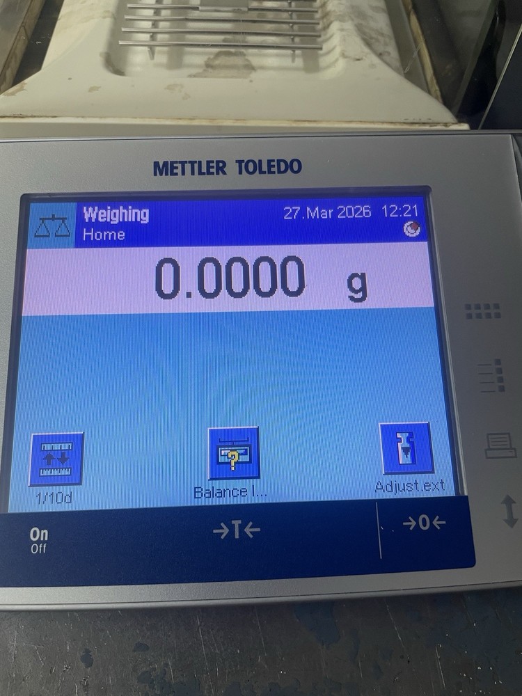 Mettler Toledo XP205DR Analytical Balance