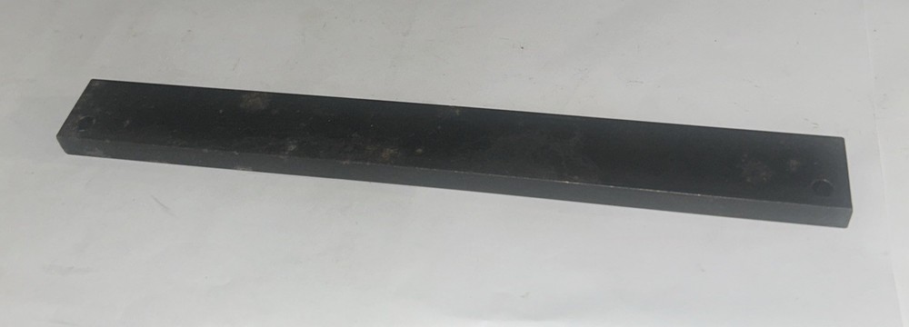 590300 Holder