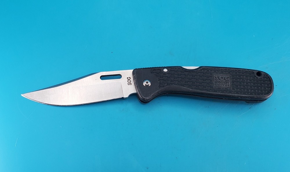 SOG Auto Clip Plain Edge Folding Pocket Knife!
