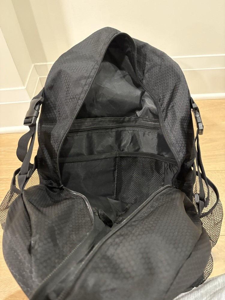 Spalding Black Baseball Softball Backpack Bat Compartment Shoe Mesh Pockets