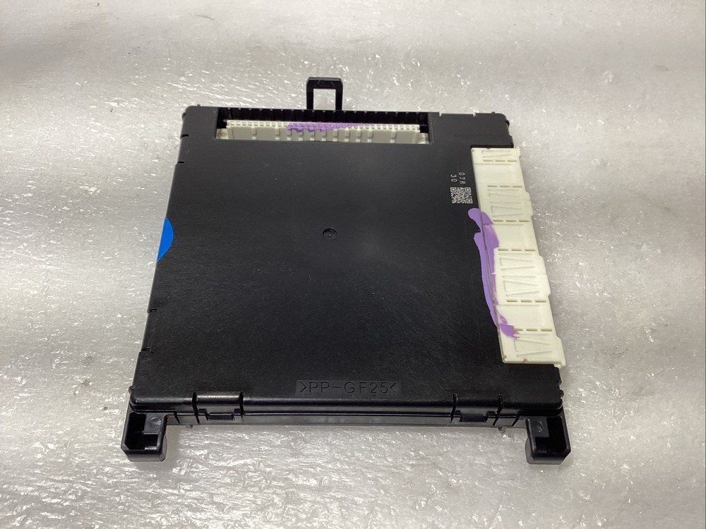 2015 LEXUS IS250 MULTIPLEX NETWORK CONTROL MODULE ECM ASSEMBLY OEM 89221-53261