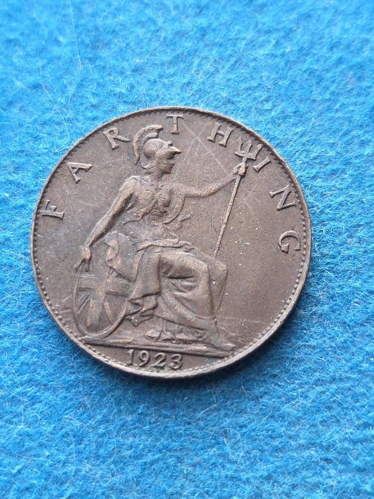 1923 Great Britain Farthing coin, Unc -s