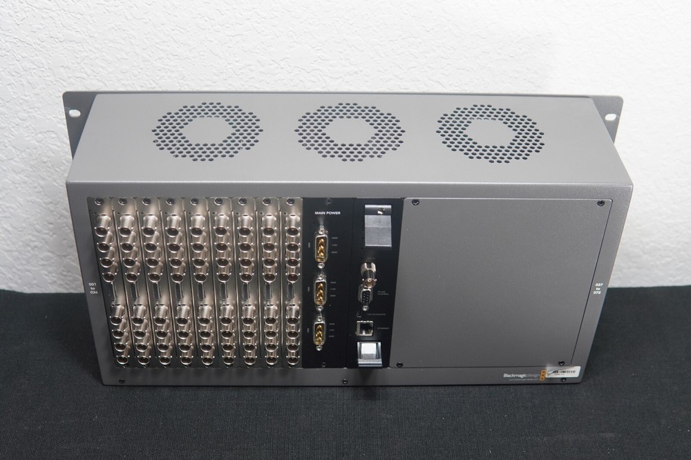 Blackmagic Design Universal Videohub 72 (Includes 9 Cards)