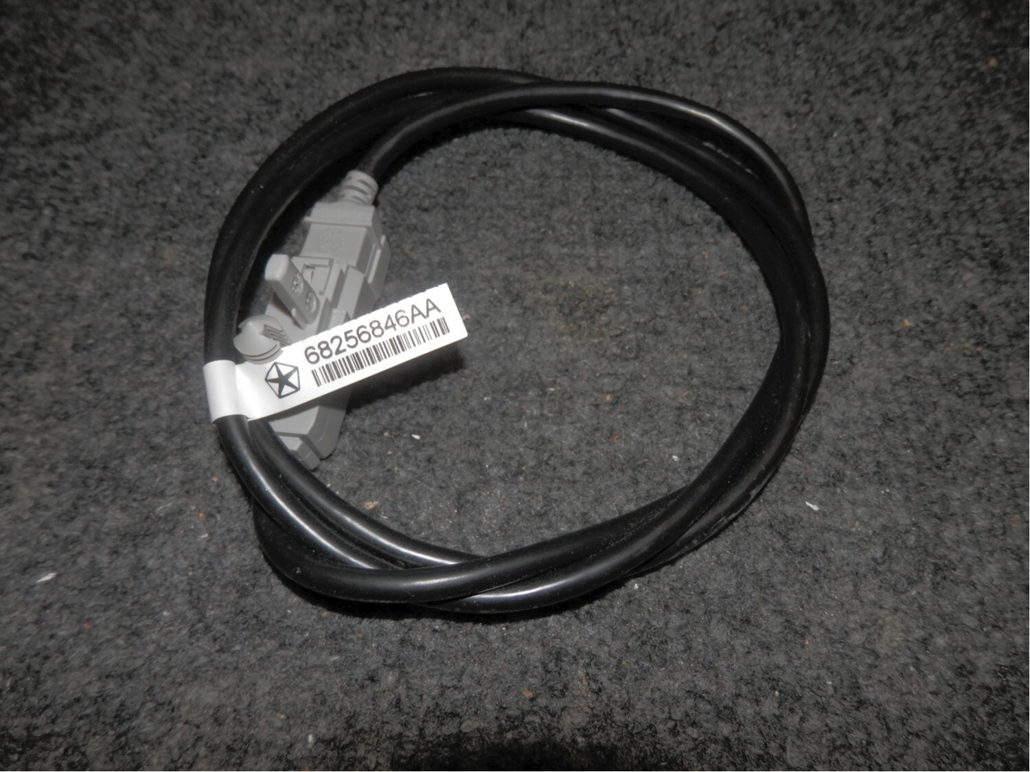 NEW USB Data Cable Mopar 68256846AA