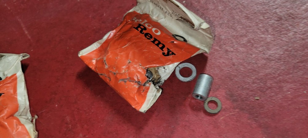 DELCO D 630 Regulator NOS Date 2C Bracket Pkg 1961638 Hardware 1961642