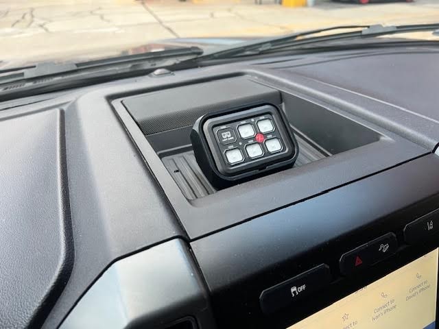 Universal 6 Gang Mount for Auxbeam Switch Panel Bezel