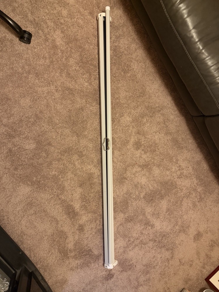 Projector Screen (pull Down Style)