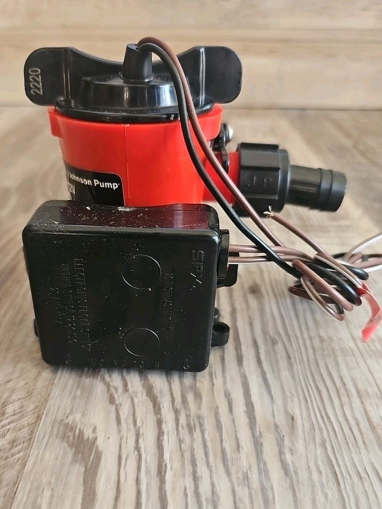 Automatic Bilge Pump 500 GPH 3/4" Discharge 12V