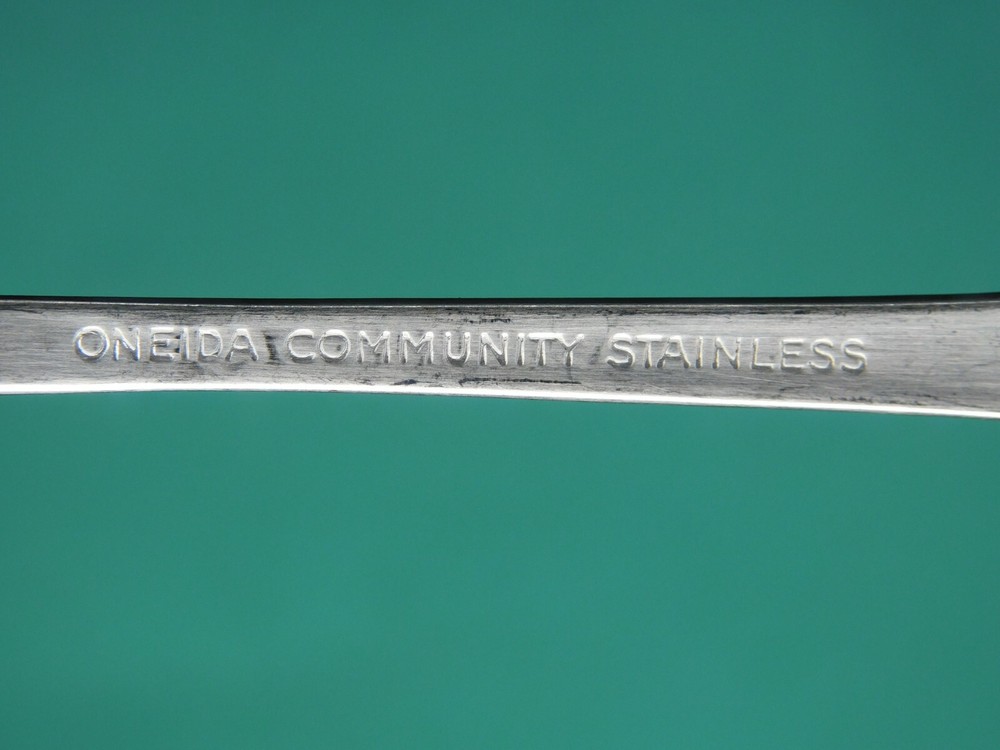 Oneida PATRICK HENRY Casserole Spoon