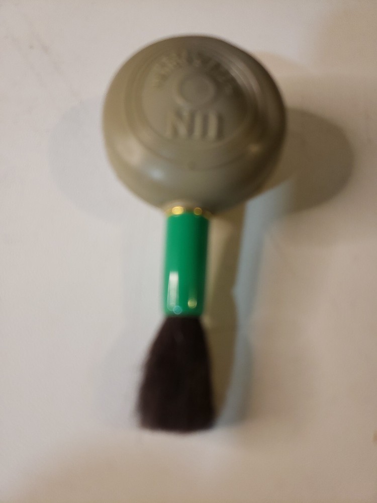 U.n. Blower Brush Japan