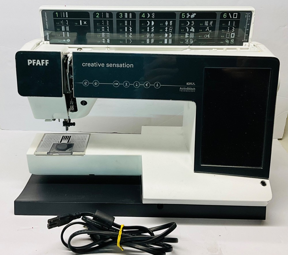 PFAFF Creative Sensation AS IS Powers ON Then OFF Read