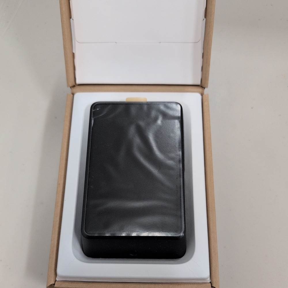 Verkada AD31 Multi-Format Access Control Card Reader Model AD31-HW