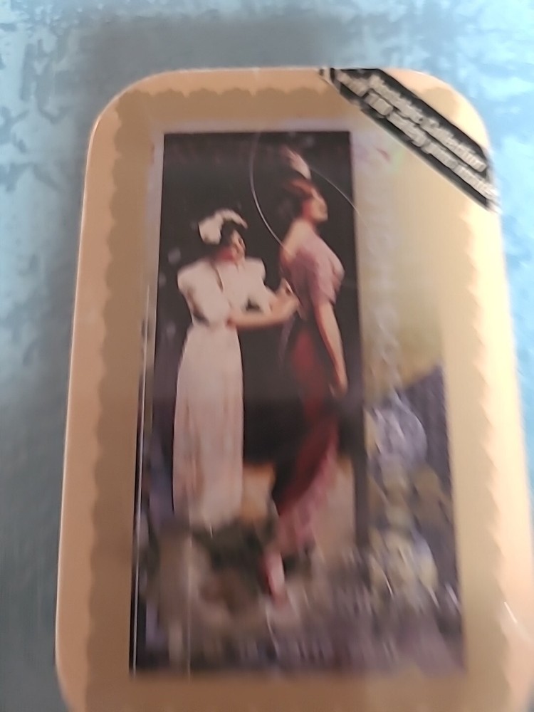 SAFETY PINS TIN BOX SEALED