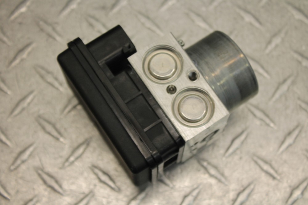 2017 KTM 390 DUKE ABS PUMP UNIT MODULE