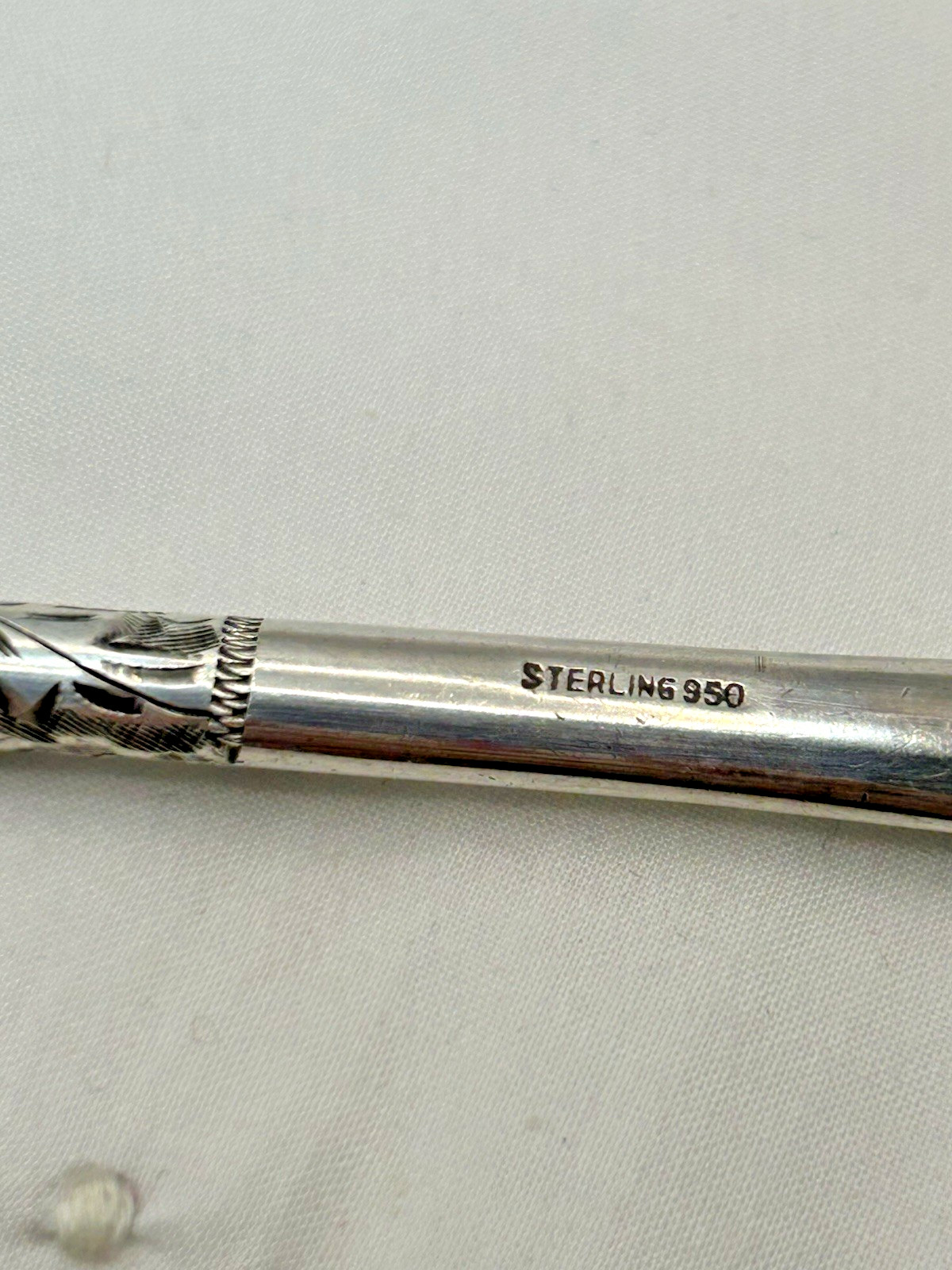 Unsigned 950 Silver Hand Etched Engraving Cigarette Holder 4-7/8" Vintage 9.8 gr