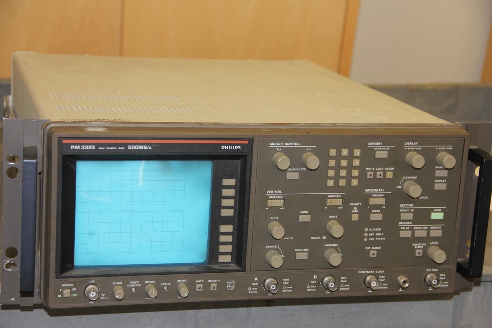 PHILIPS PM 3323A Oscilloscope