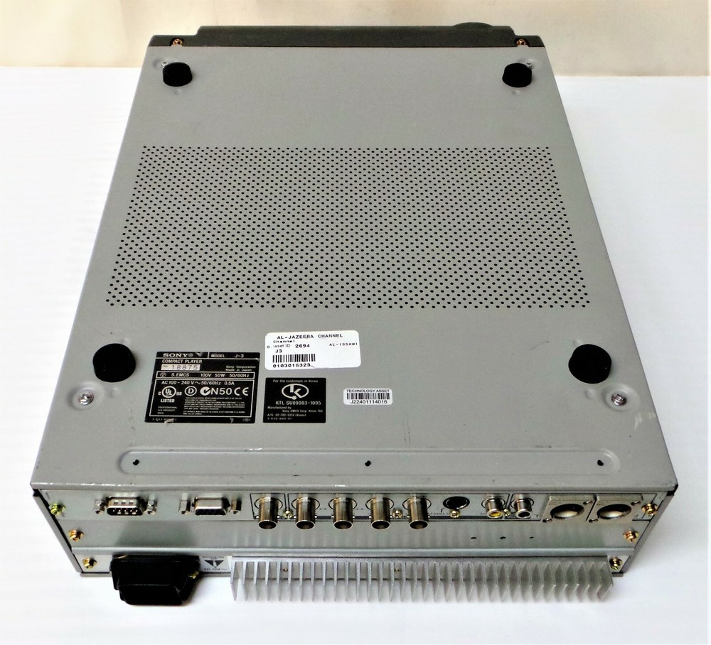 Sony J3 Compact Player.