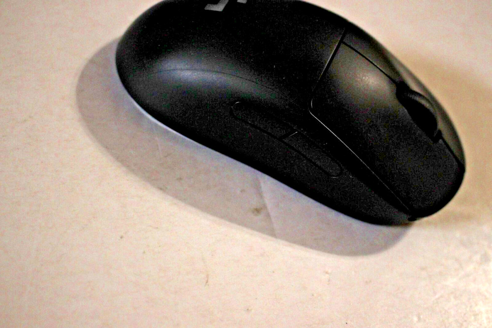LOGITECH G PRO WIRELESS GAMING MOUSE