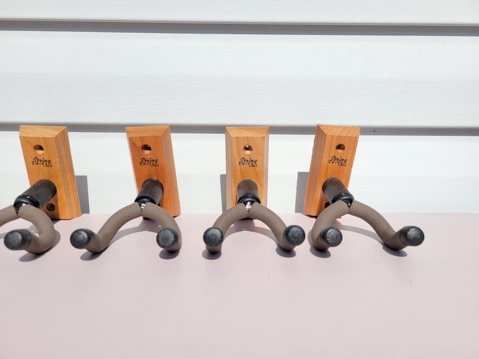 Lot of 10 String Swing CC01 Guitar Hanger Wall Mount Holder with Screws