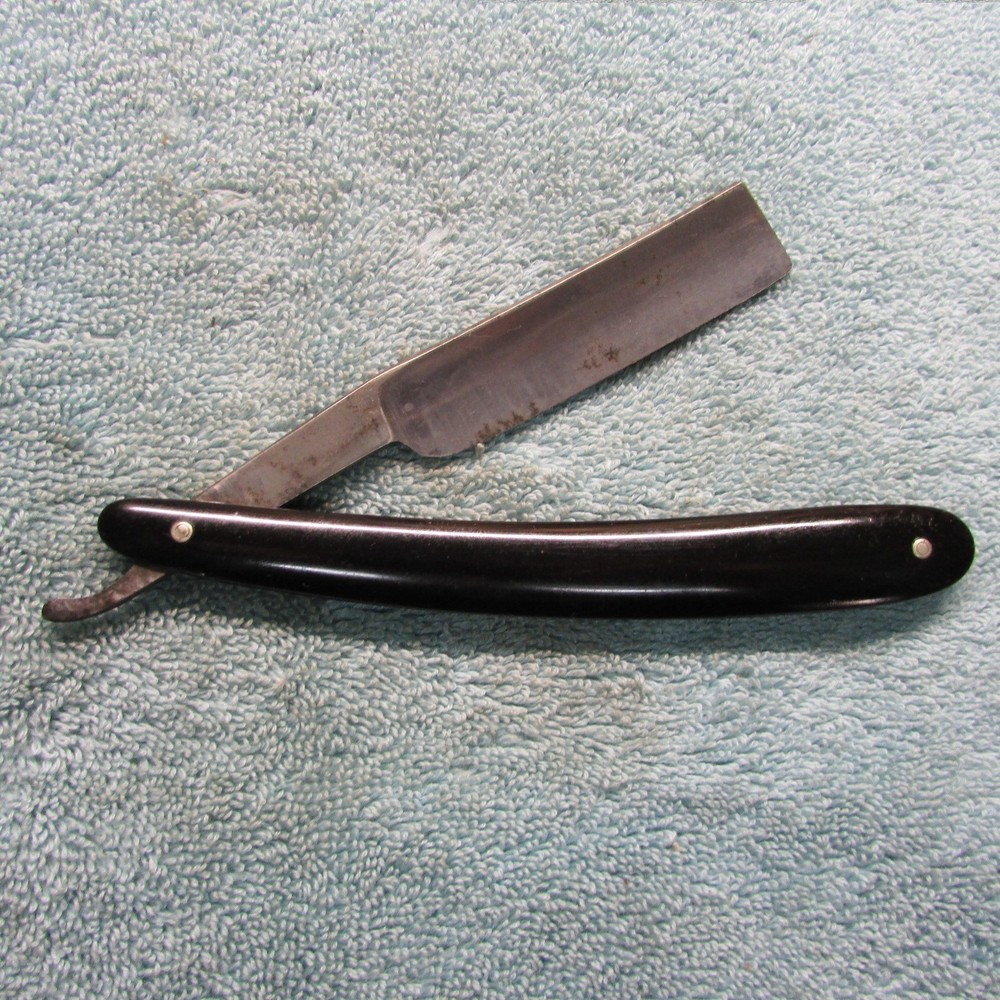 Straight Razor: Louis & Mier