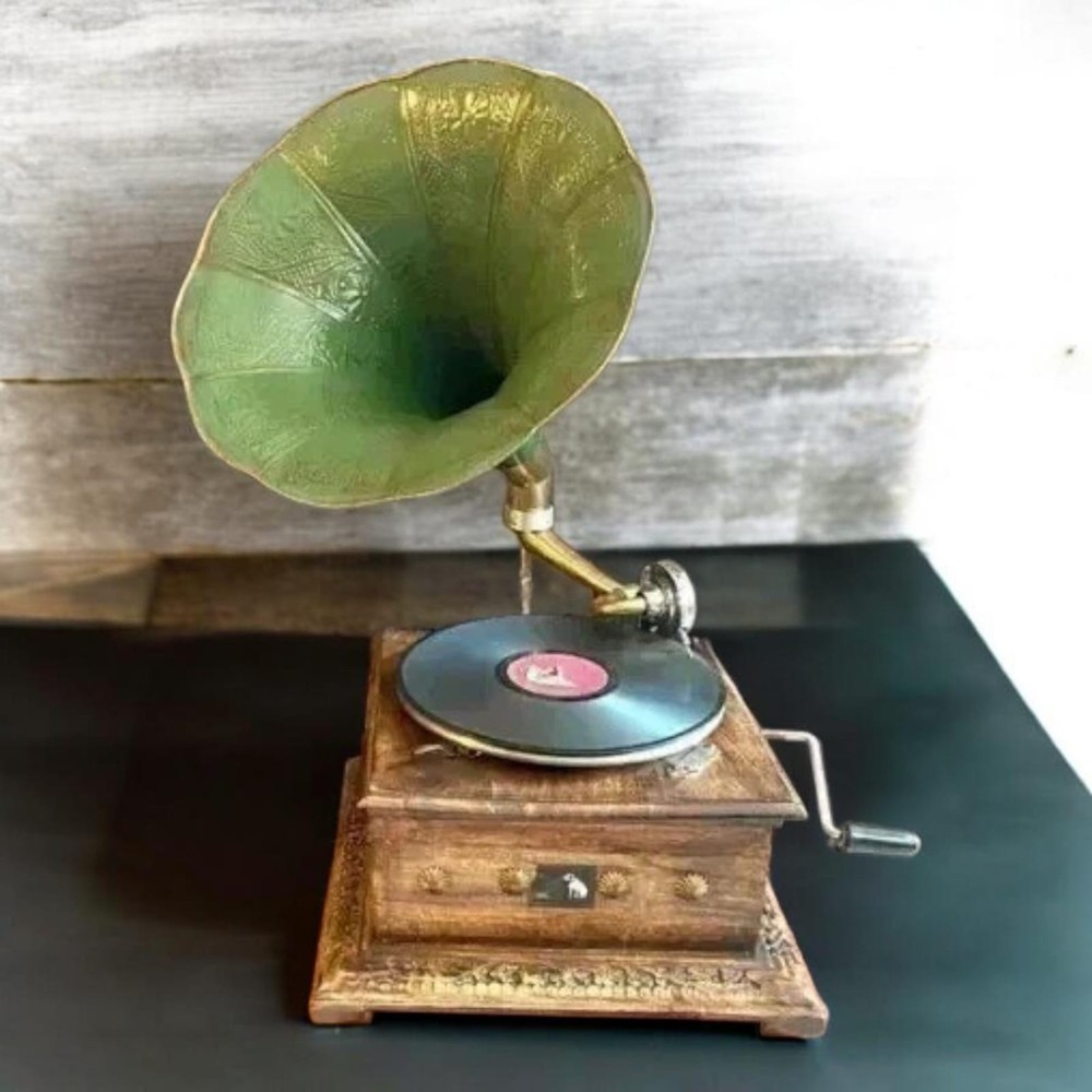 Antique Gramophone, Fully Functional Working Phonograph, win-up record player
